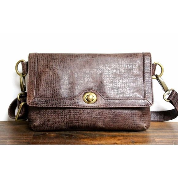 Trouve Handbags - Trouve Textured Brown Genuine Leather Turn Lock Purse Crossbody Shoulder Bag